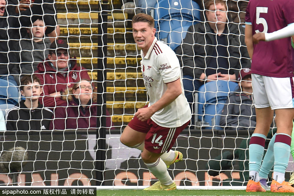 约克雷斯本赛季7场英超比赛0射门