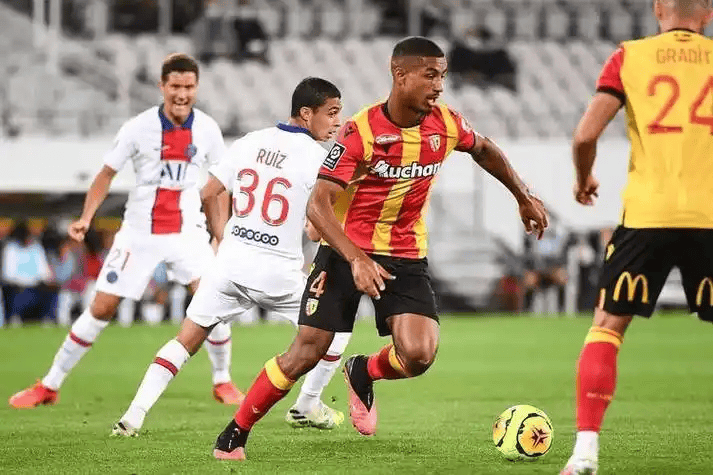 法甲保级生死战前瞻：斯特拉斯堡主场碾压梅斯？交锋6连胜+魔鬼主场成破局关键